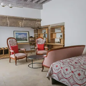  Bed & Breakfast Maison De La Pra France